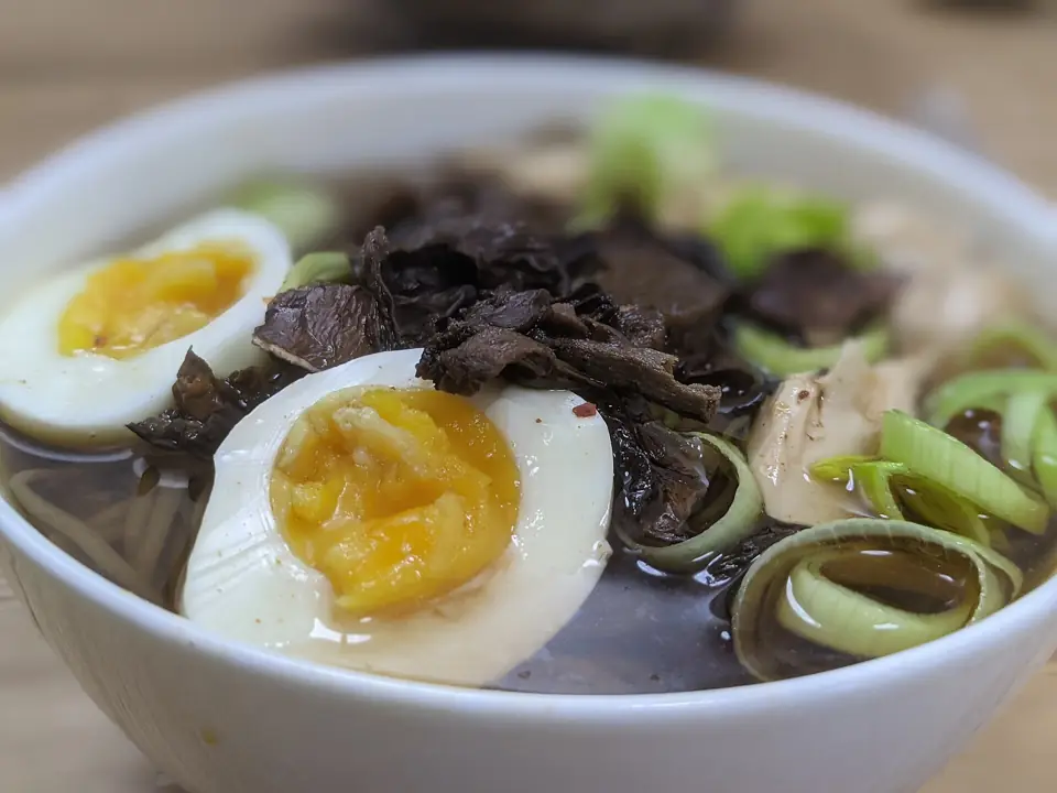 Kom ramen met ei